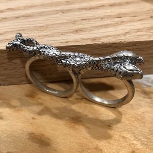ModCloth Twin Snake Metal Ring